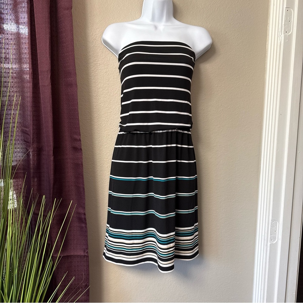 #742 White House Black market Strapless, striped sheath dress size large